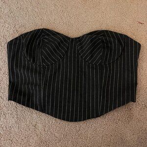 Windsor Grey and White Crop-top